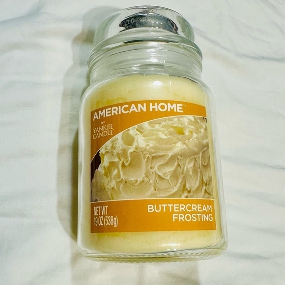Yankee Candle American Home 19oz Candle Buttercream Frosting. Brand New - Picture 1 of 3